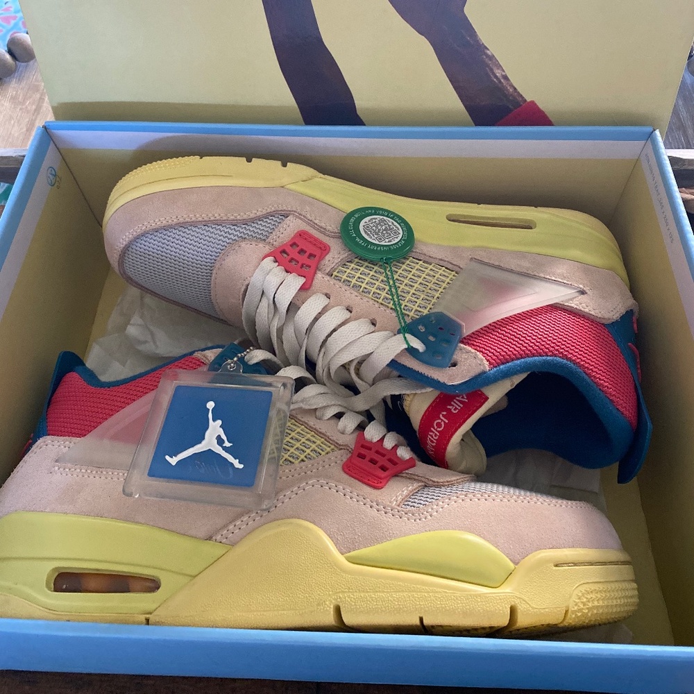 Jordan 4 Guava Ice